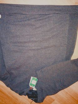 Pullover hoodie