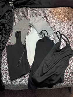 💜Tank Tops Lot❣️