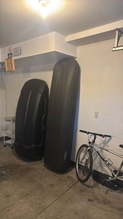 Thule cargo carrier