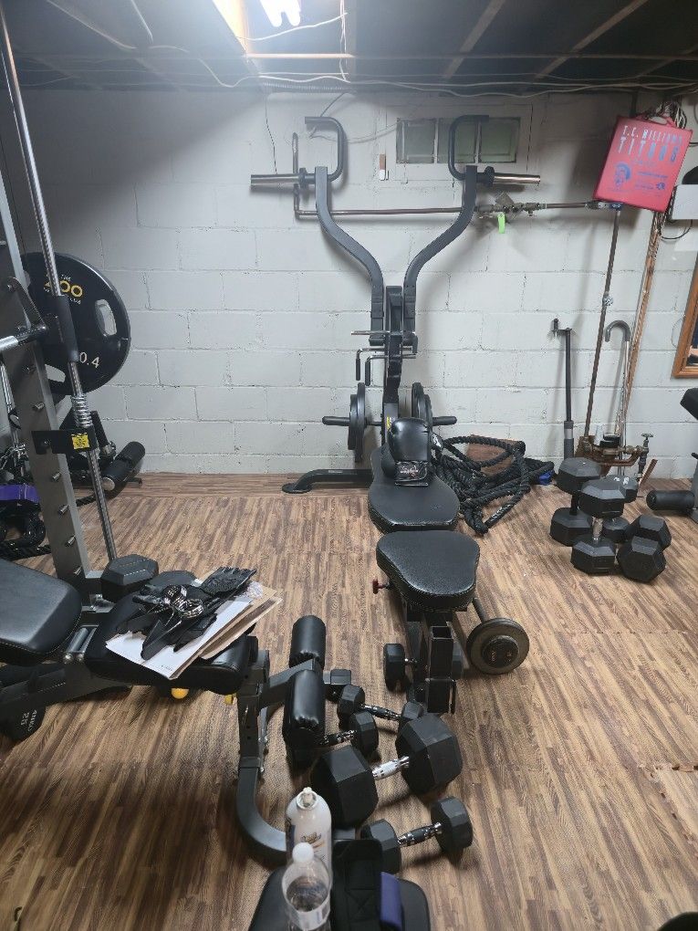 Powertec Leverage Bench, Like New Condition. Save over $300