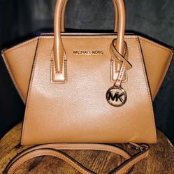 Michael Kors Avril Bag 