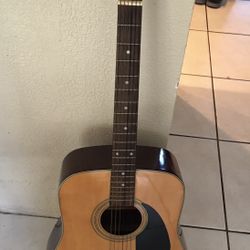 Fender DG-3 Dreadnought Acoustic Guitar (TRADE??) 6 Strings Finish Natural with Gig Bag (Excellent Condition)