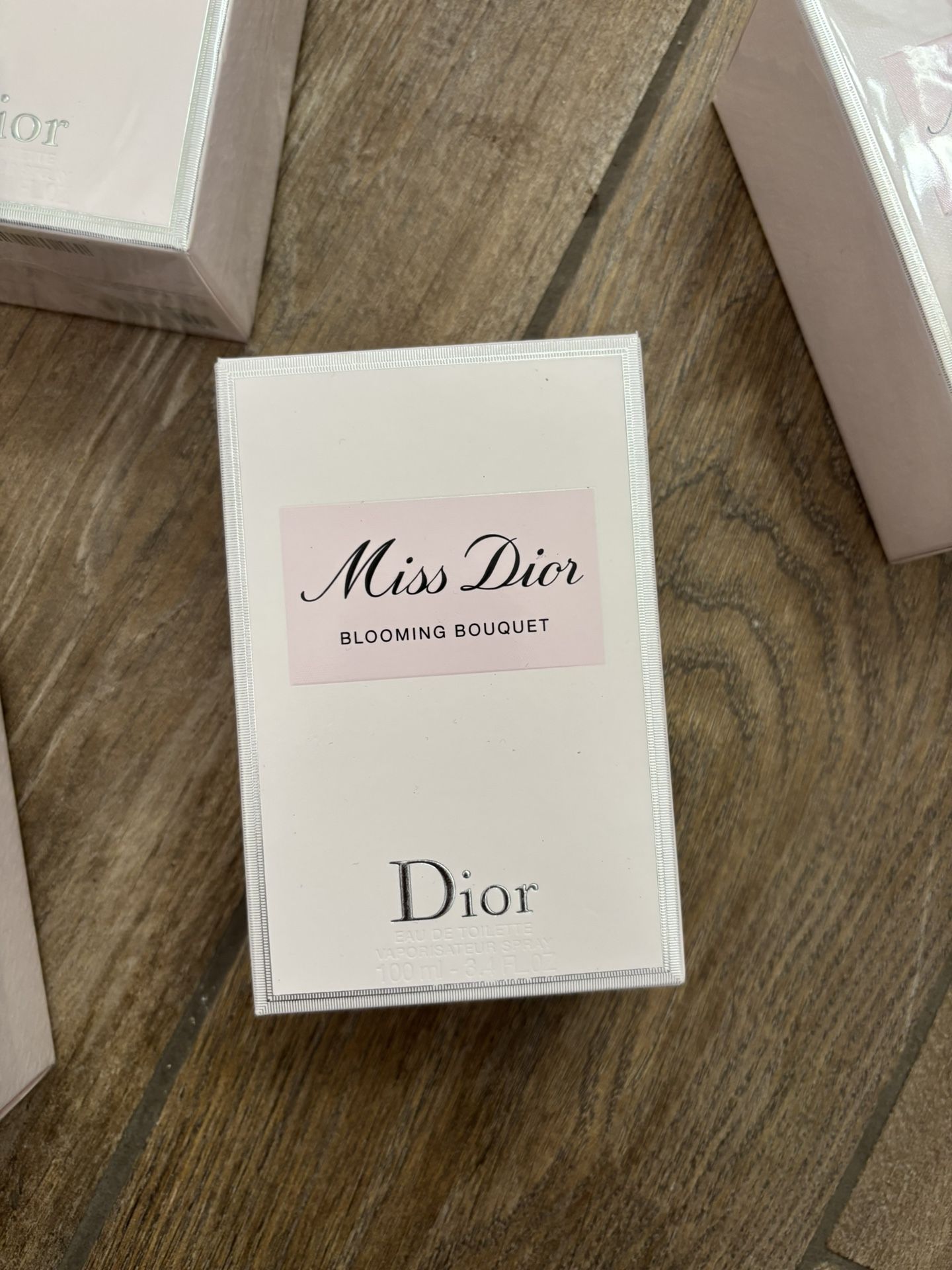 MISS DIOR BLOOMING Bouquet - BRAND NEW COMPLETELY SEALED‼️