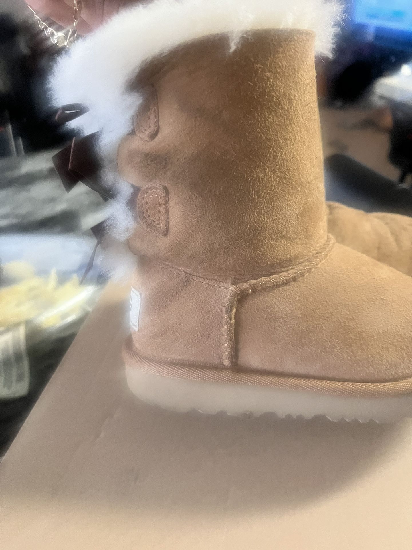 $60 Uggs For Sale Size 9c 