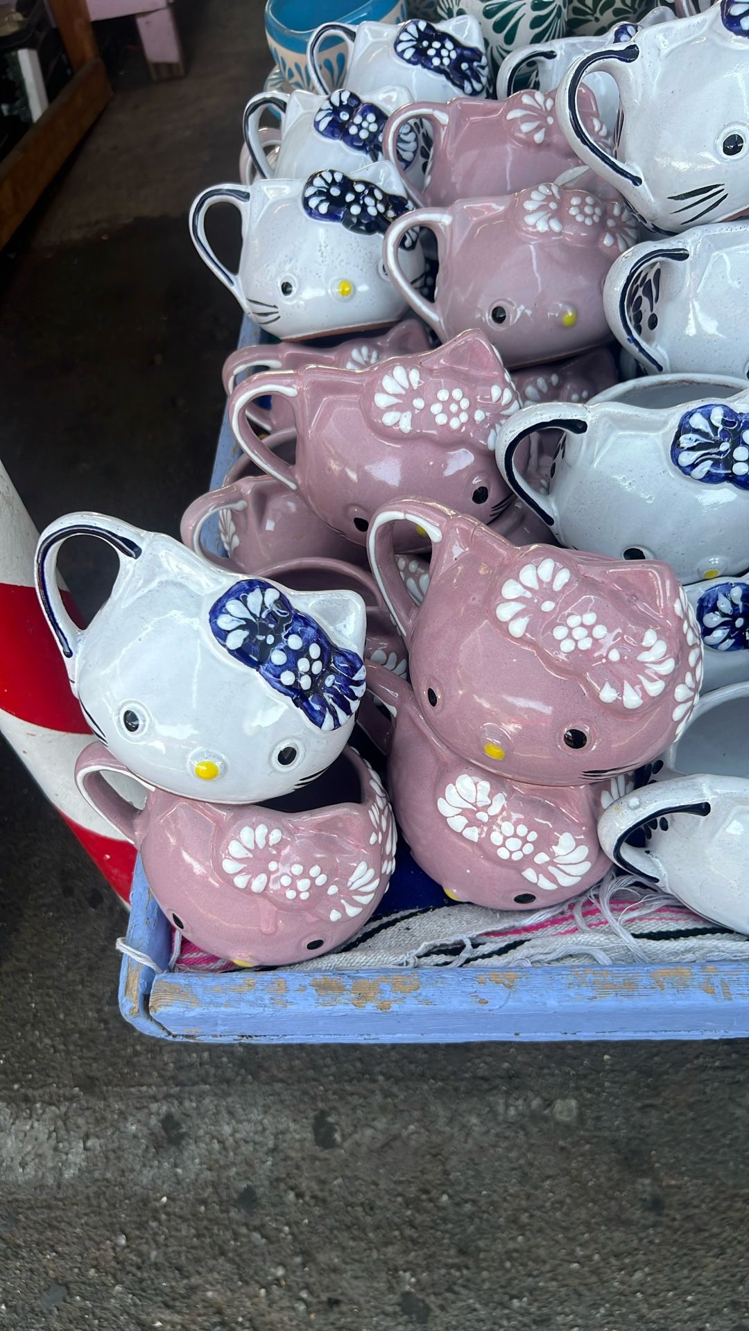 Hello Kitty Cups