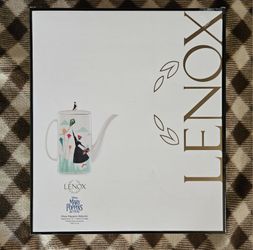 Lenox Mary poppins returns tea pot with lid.