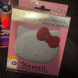 Hello Kitty High Quality Light Up Mirror 