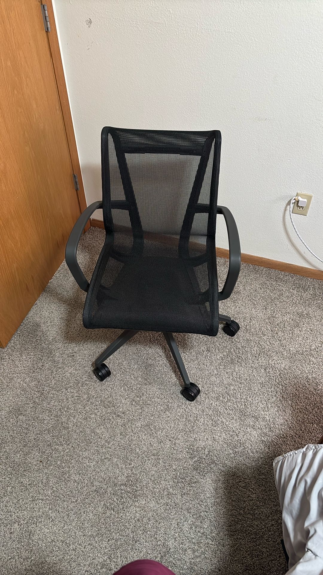 Desk chair