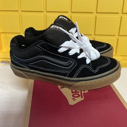 Boy's Fashion Sneakers Vans Caldrone Sneaker