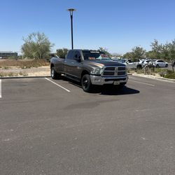 Dodge. Ram. BIG HORN. !     Dually 
