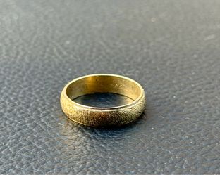 14k ring size 6.5 yellow gold textured band
