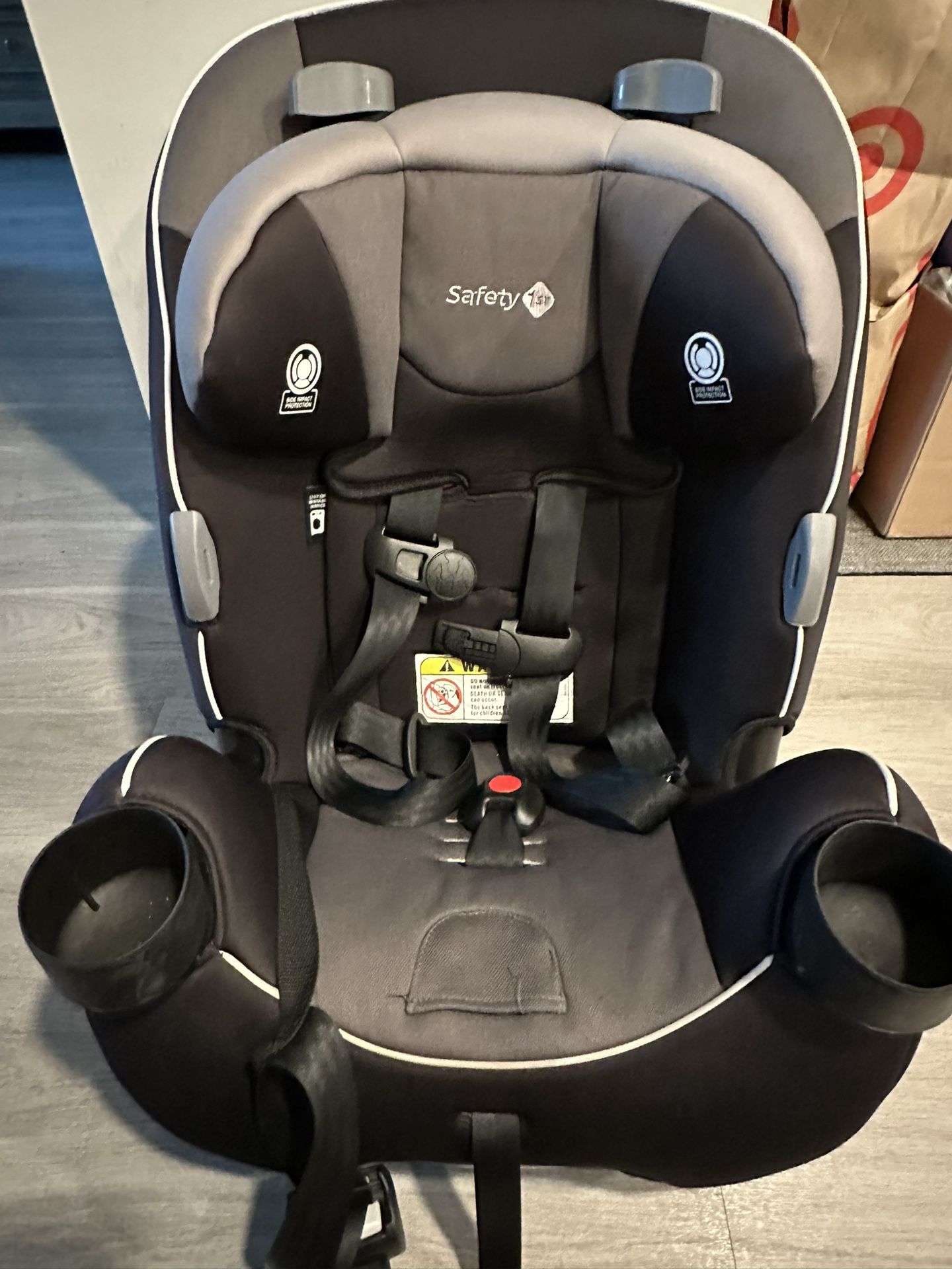 SafetyFirst car seat