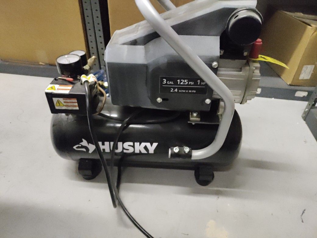 Air Compressor Husky 125 Gallon