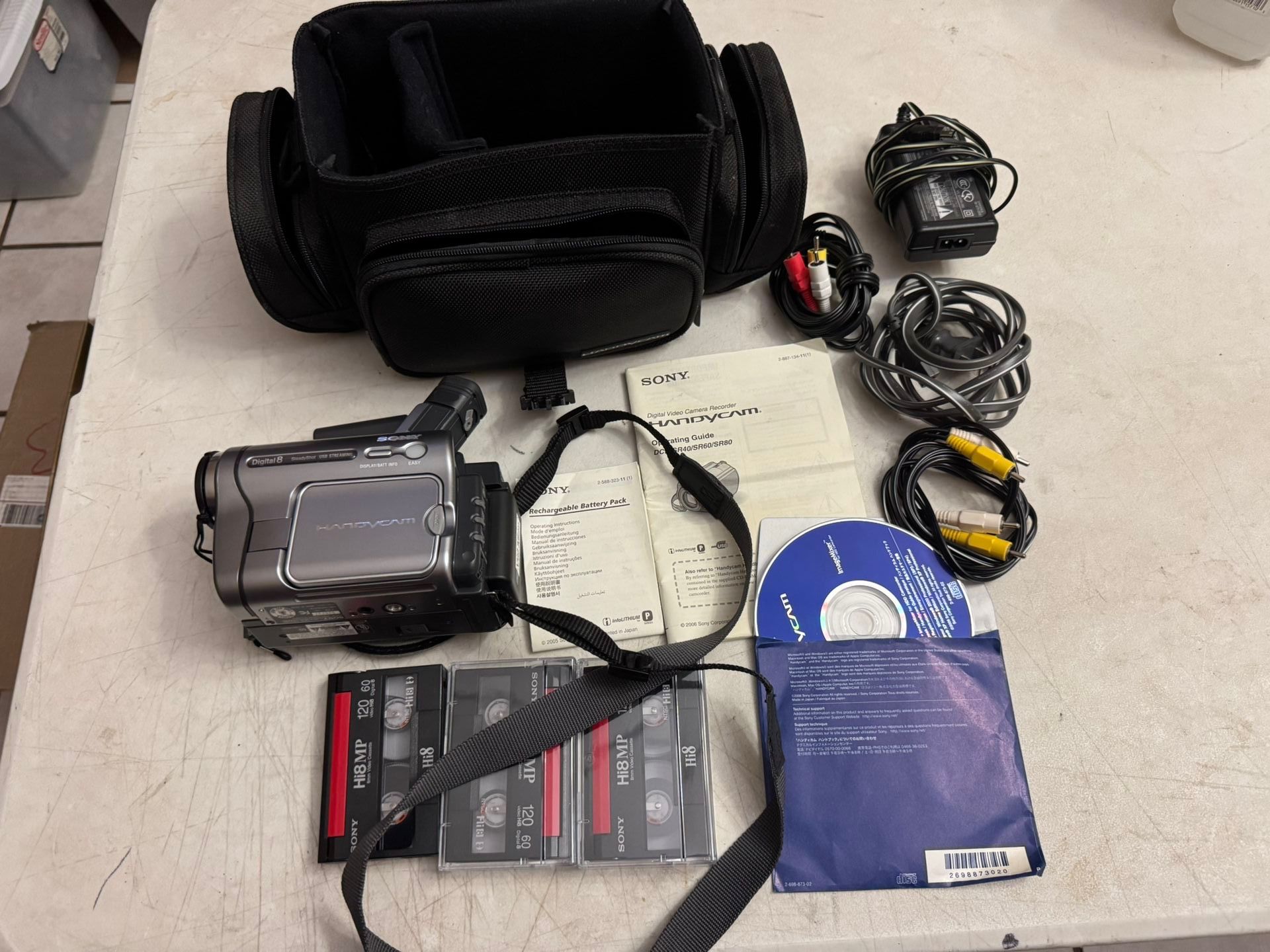 Sony Handycam DCR-TRV-280 Digital-8 Camcorder- Silver With Battery Fair