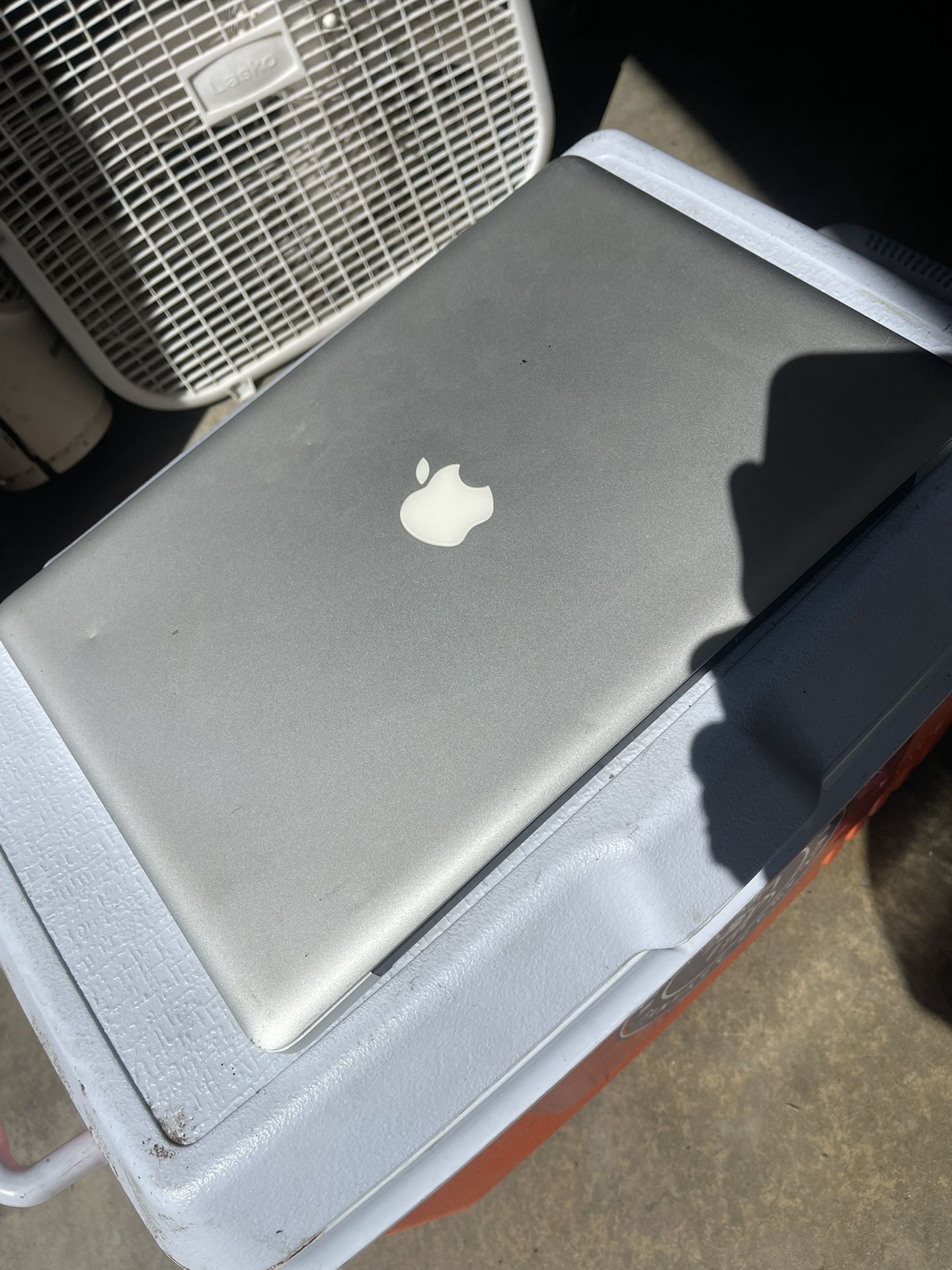 MacBook π»