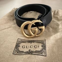 Gucci women’s leather belt