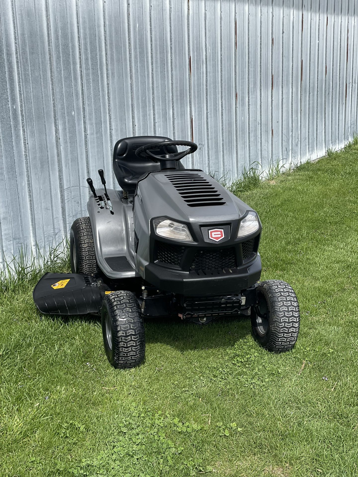 Craftsman Lawn Tractor