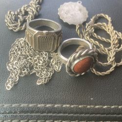 925silver 2 Rings And Scrap 