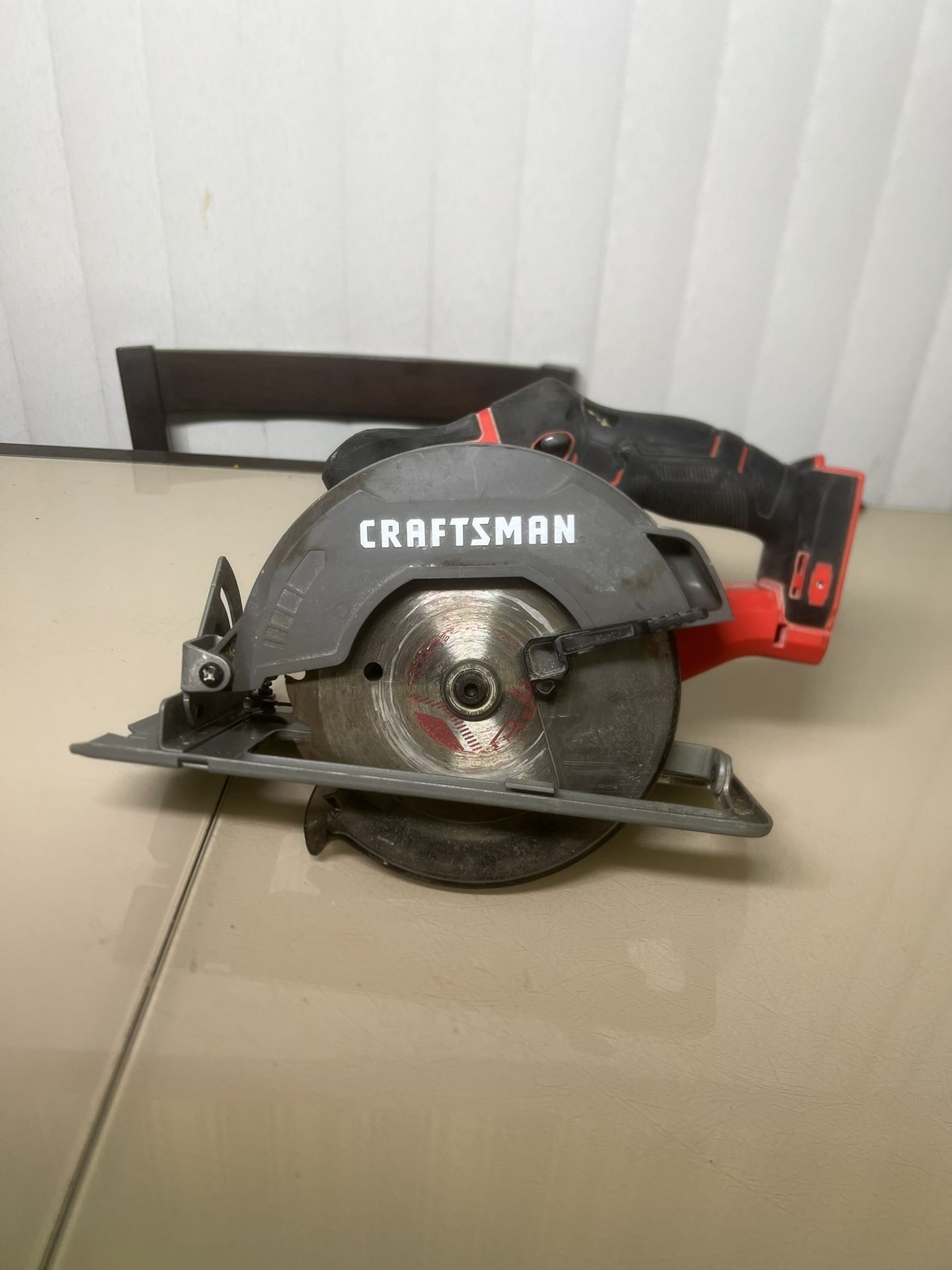 CRAFTSMAN CIRCULAR SAW MODEL CMCS500 NO BATTERY TOOL ONLY. I do have a battery to test. Used in good condition with some cosmetic blemishes associated
