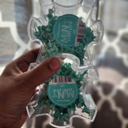 Teal Push Pins In Puzzle Piece (5 Available)