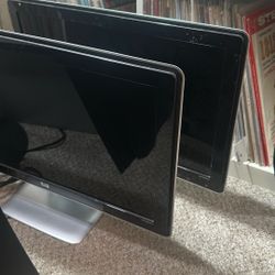 Two Monitors With Cords HP Work Great 20”