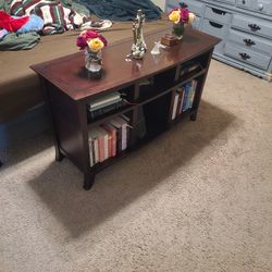 Entry Way Table