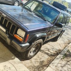1998 Jeep Cherokee