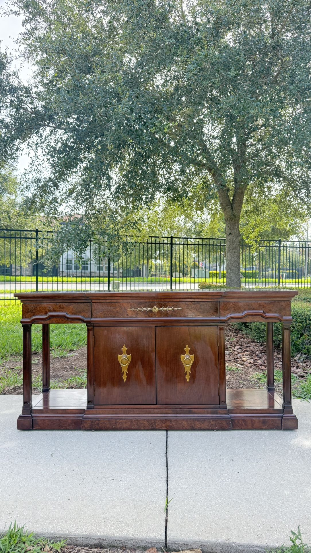 Vintage Thomasville Georgian Flame Mahogany Flip Top Server or Bar Cabinet