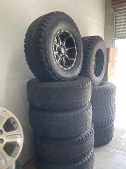 5 17” Wheels and Tires 5Lug