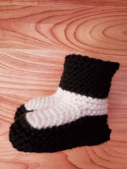 Baby Socks Hand Knitting Girls   Socks Foot Warmers Size  0  -6month