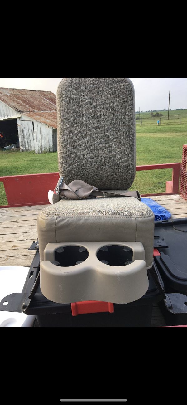2003 Chevrolet Silverado middle seat for Sale in Katy, TX - OfferUp