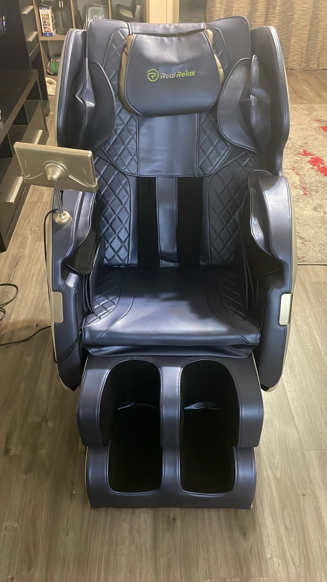Real Relax Zero Gravity Massage Chair