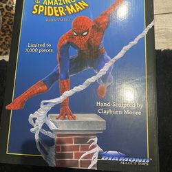 Spiderman Statue Figure