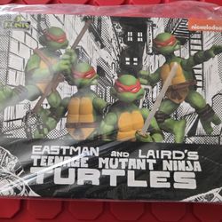 Mezco Eastman And Laird Young Teenage Mutant Ninja Turtle Set