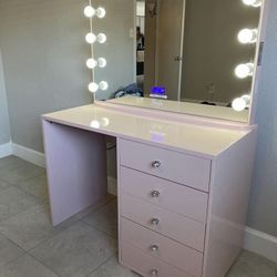 Vanity Makeup Pink With Bluetooth Mirror