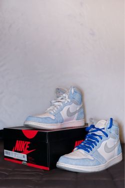 Jordan 1’s     2-retro high og.    1-mid se