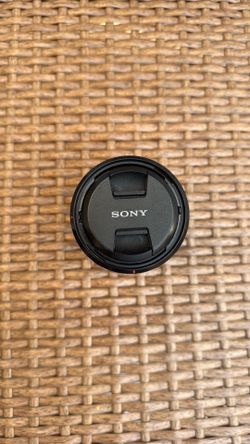 Sony FE 1.8/35mm lens