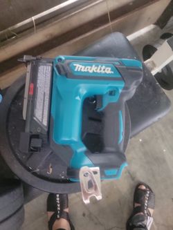 Finish Makita 23g