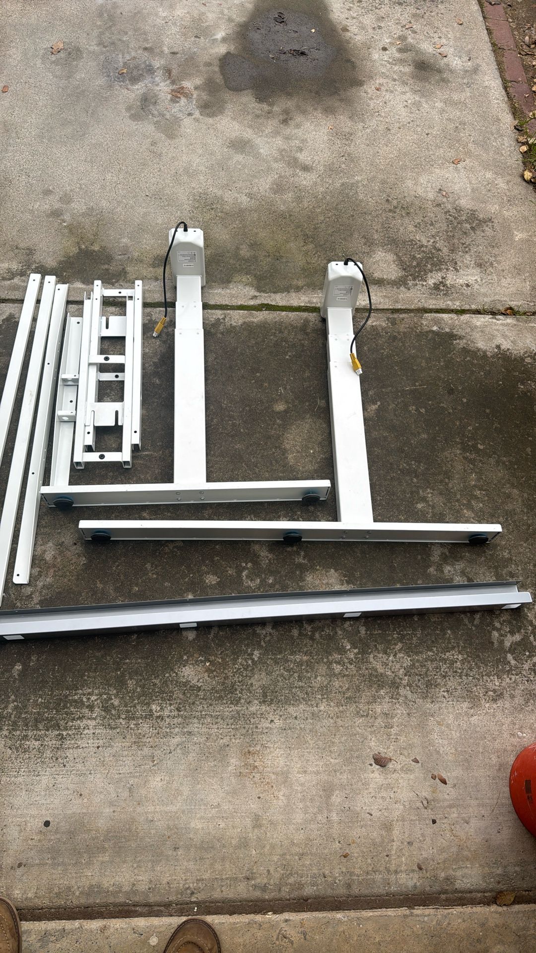 Electric Adjustable Desk