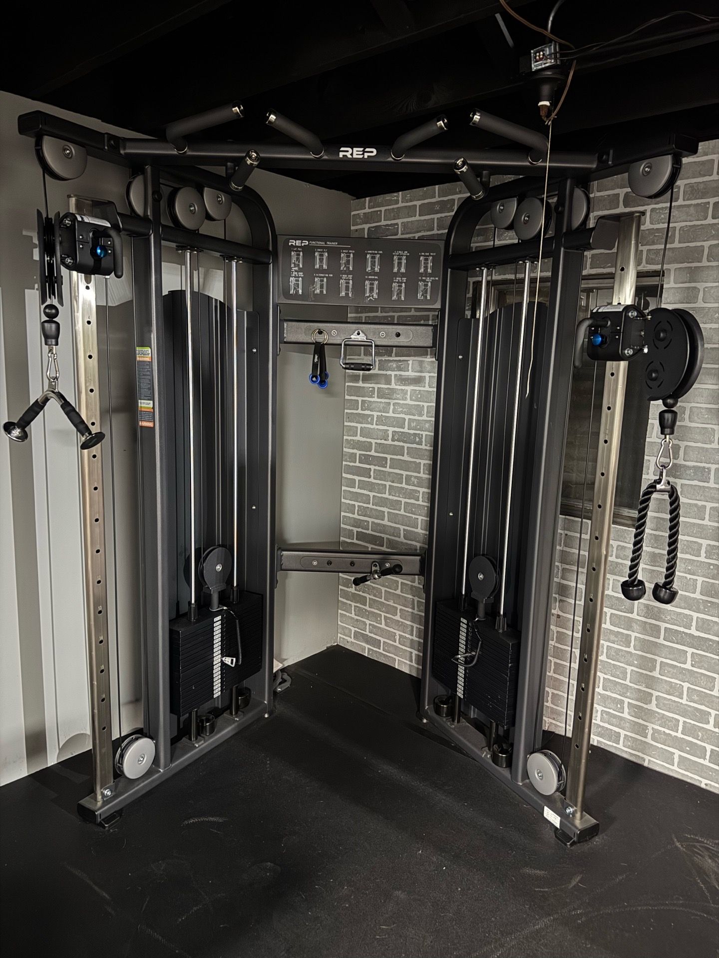 REP Fitness functional trainer