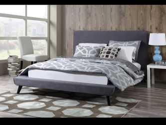 NIXON GREY LINEN BED IN KING - Grey linen platform bed in amazing condition