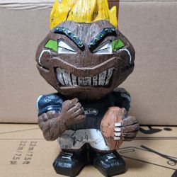 Seahawks Statue/Gnomes