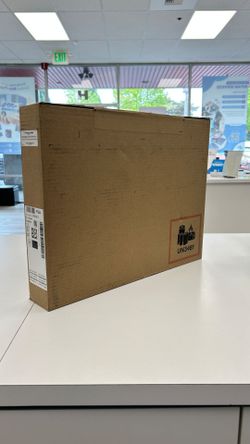 Dell - Inspiron 15 DC15250 15.6" Intel(R) New