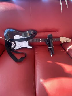 Wireless Fender Stratocaster Rockband Guitar and Mic