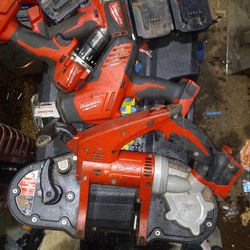 Milwaukee Steal Package Deal