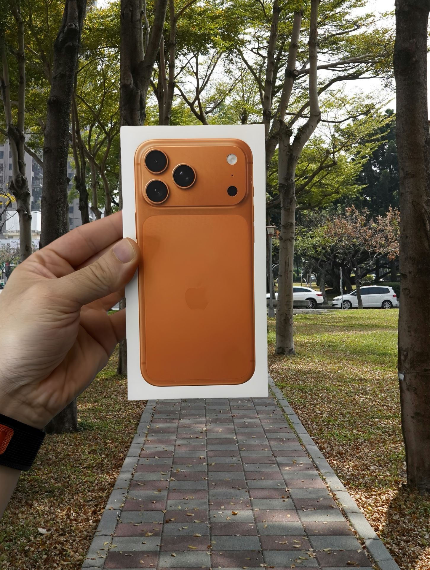 iPhone 17 Pro – Orange | 256GB | Latest Model | Unlocked - Best Prices Out