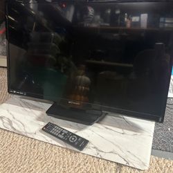Emerson 32" LED TV with Remote – Works Great!