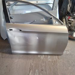 2013 - 2017 Honda Accord Right Front Door