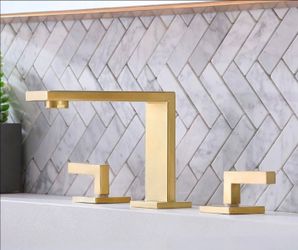 VCCUCINE Gold Bathroom Faucet, Modern Commercial 2 Handle 3 Holes Brushed Gold Widespread Bathroom Faucet, Brass Gold Bathroom Lavatory Vanity Sink Fa