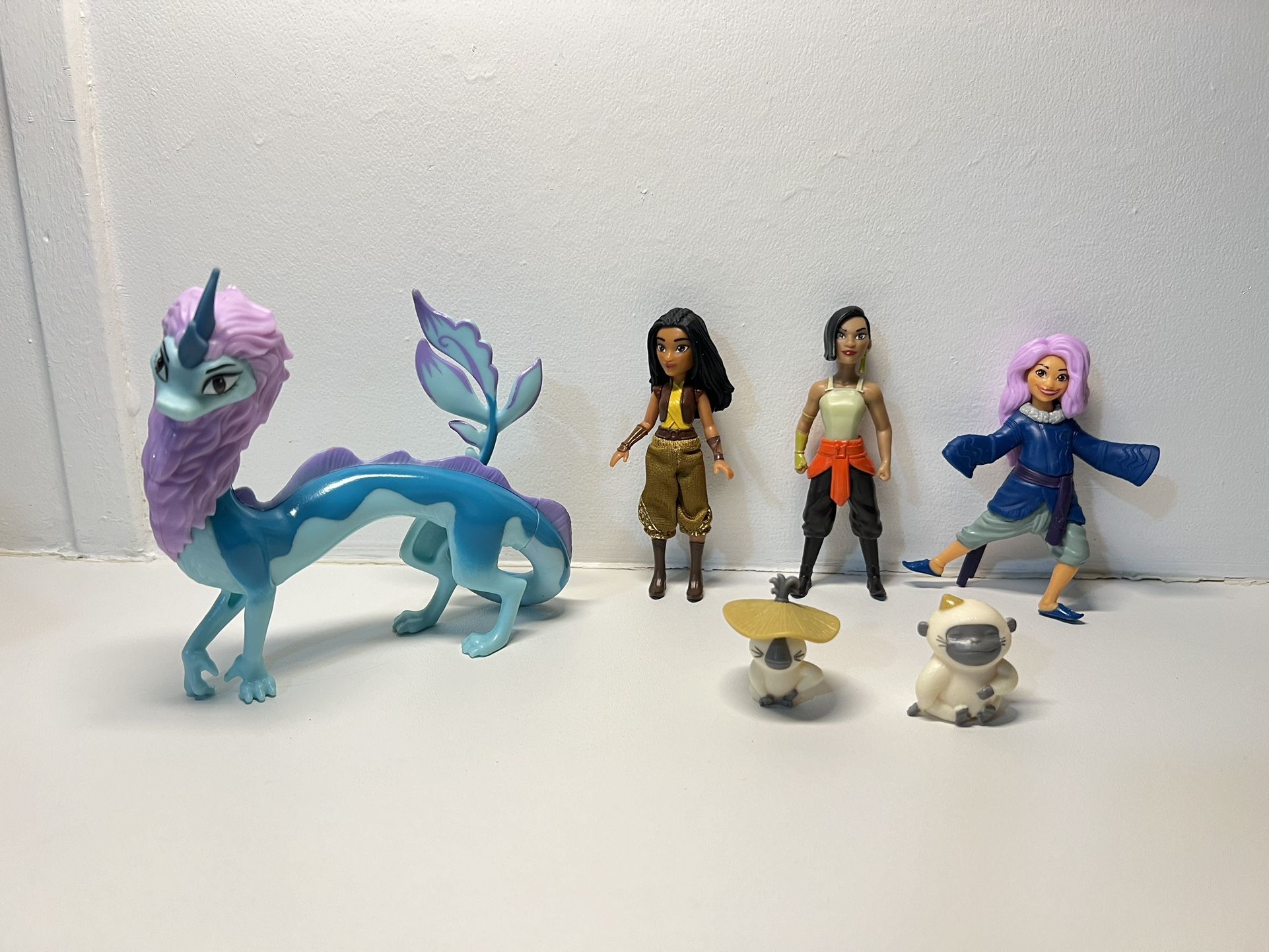 Disney Raya and the Last Dragon Figures 6 pieces
